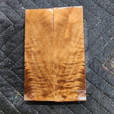 Stabilized cottonwood knife scale