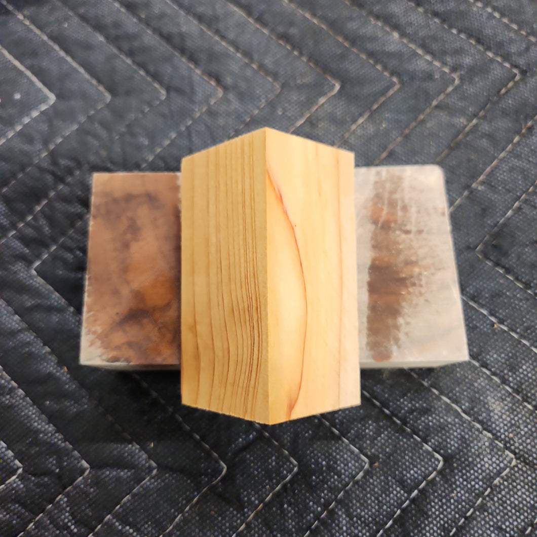 Himalayan cedar bottlestopper