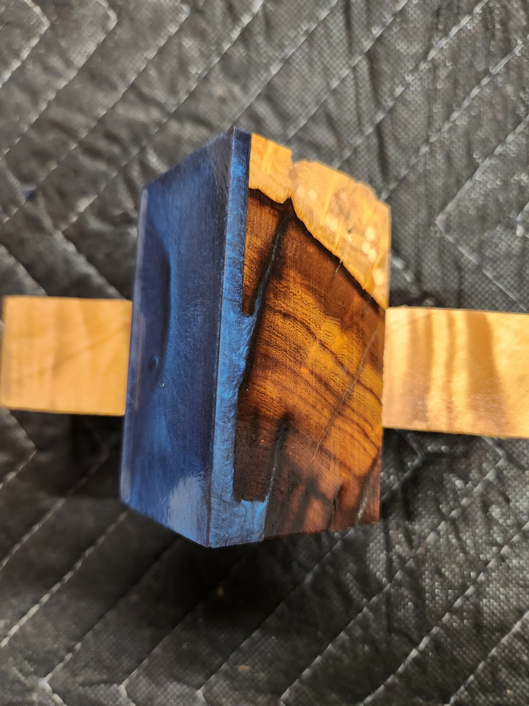 Desert ironwood bottlestopper