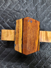 Desert ironwood bottlestopper