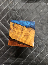 Desert ironwood bottlestopper