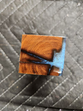 Desert ironwood bottlestopper