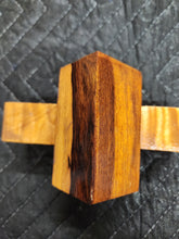 Desert ironwood bottlestopper