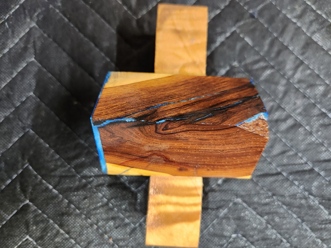 Desert ironwood bottlestopper
