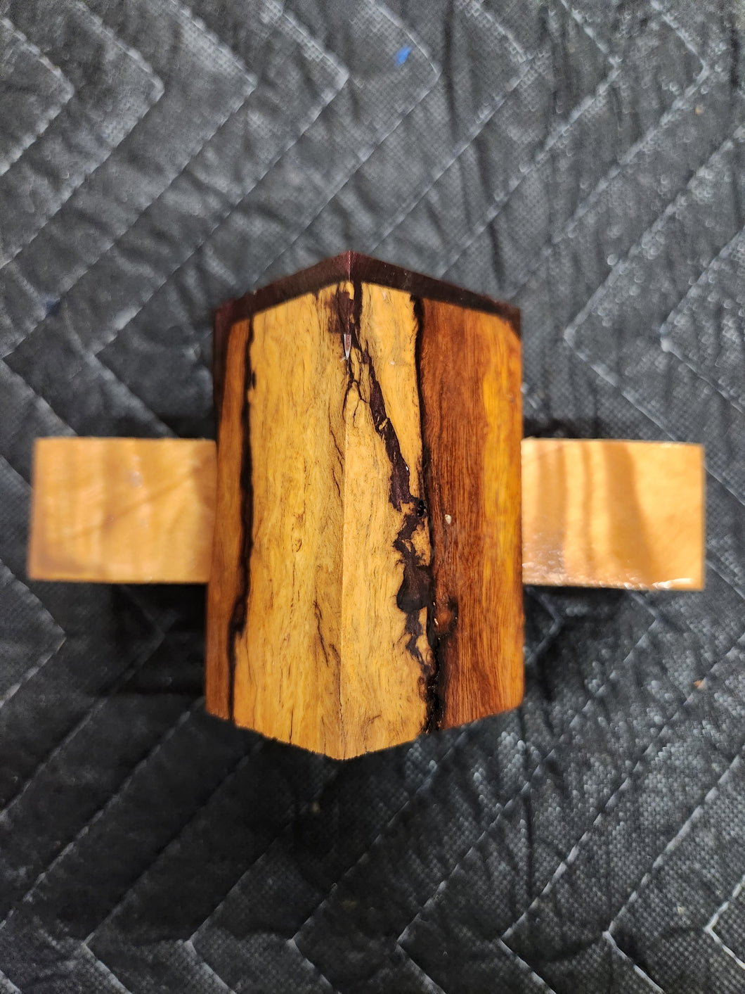 Desert ironwood bottlestopper
