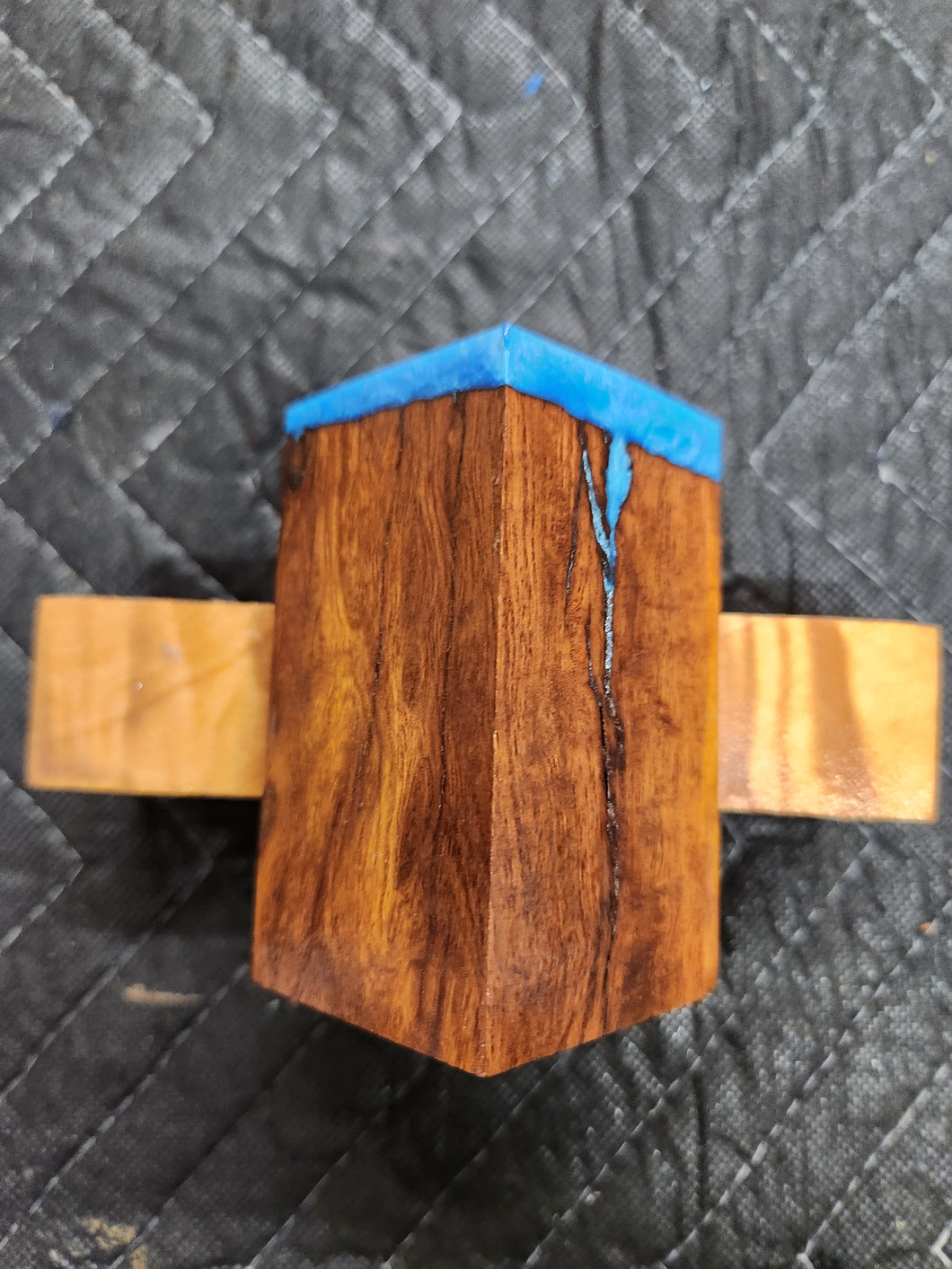 Desert ironwood bottlestopper