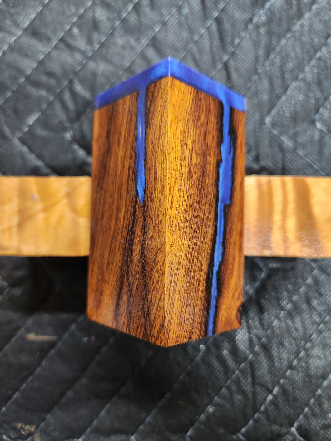 Desert ironwood bottlestopper