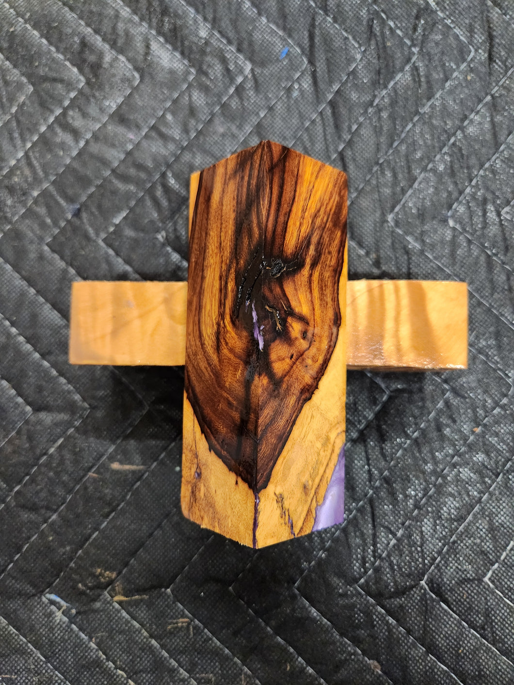 Desert ironwood bottlestopper