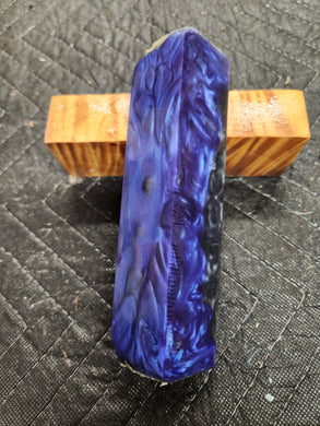 Call block full resin cast