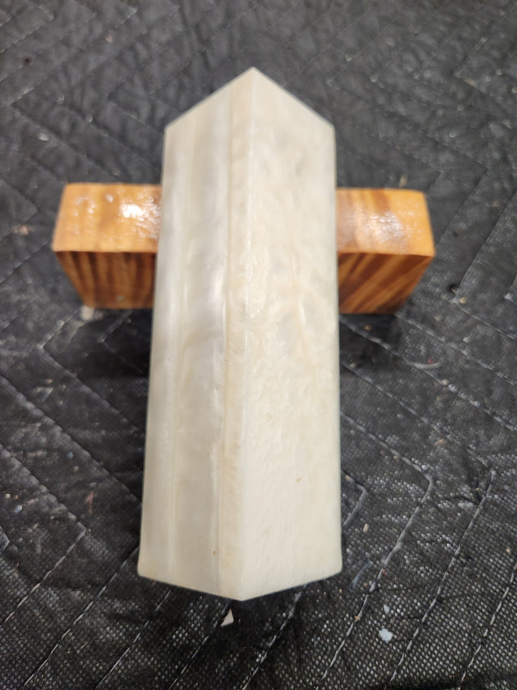 Call block full resin cast
