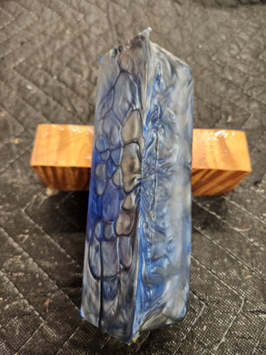 Call block full resin cast