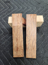 Andira Knife Scale