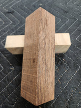 Andira