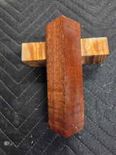 Sapele Pommell figure