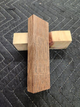Andira Knife Scale