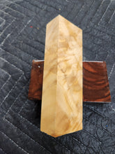 Horse Chestnut Curly Knife Scale