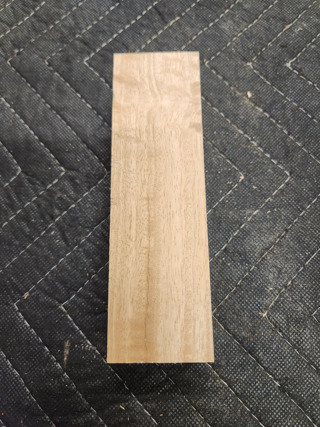 Eucalyptus Knife Scale