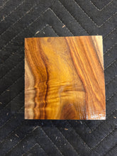 Indian Rosewood Turkey Pot