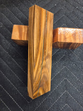 Peach Knife Scale Hybrid