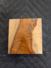 Indian Rosewood Turkey Pot