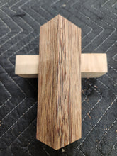 Andira