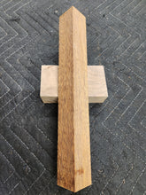 Amarela