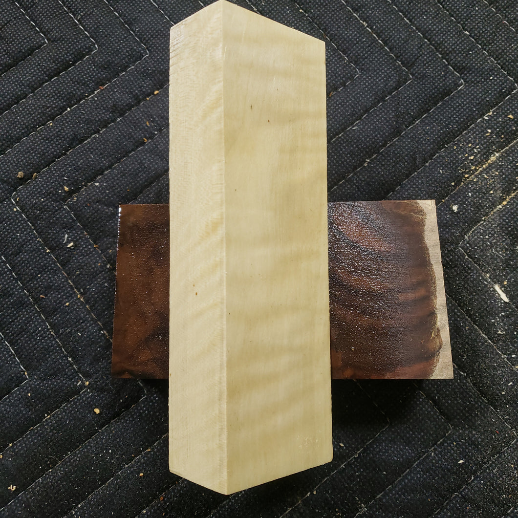 Holly knife scale