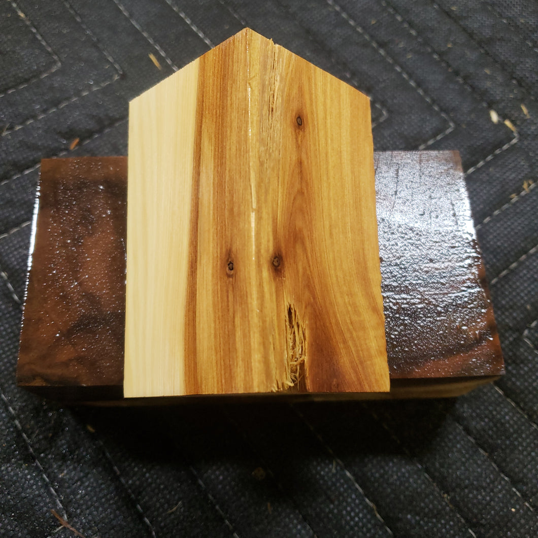 Utah juniper bottlestopper