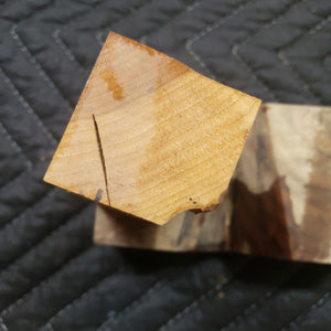 Casting Apricot bottlestopper